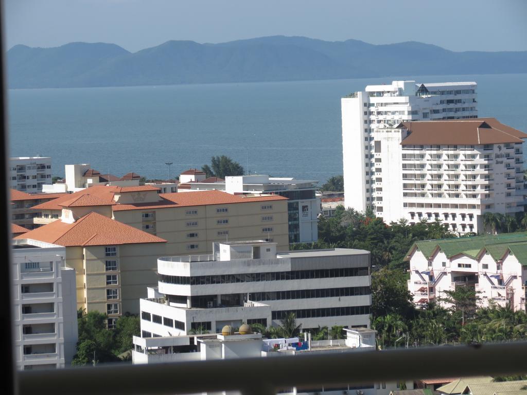 View Talay 1B Serviced Apartments Pattaya Værelse billede