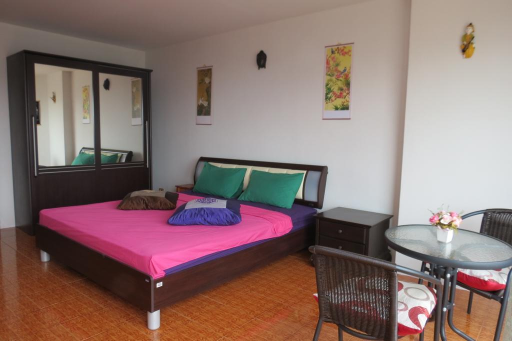View Talay 1B Serviced Apartments Pattaya Værelse billede