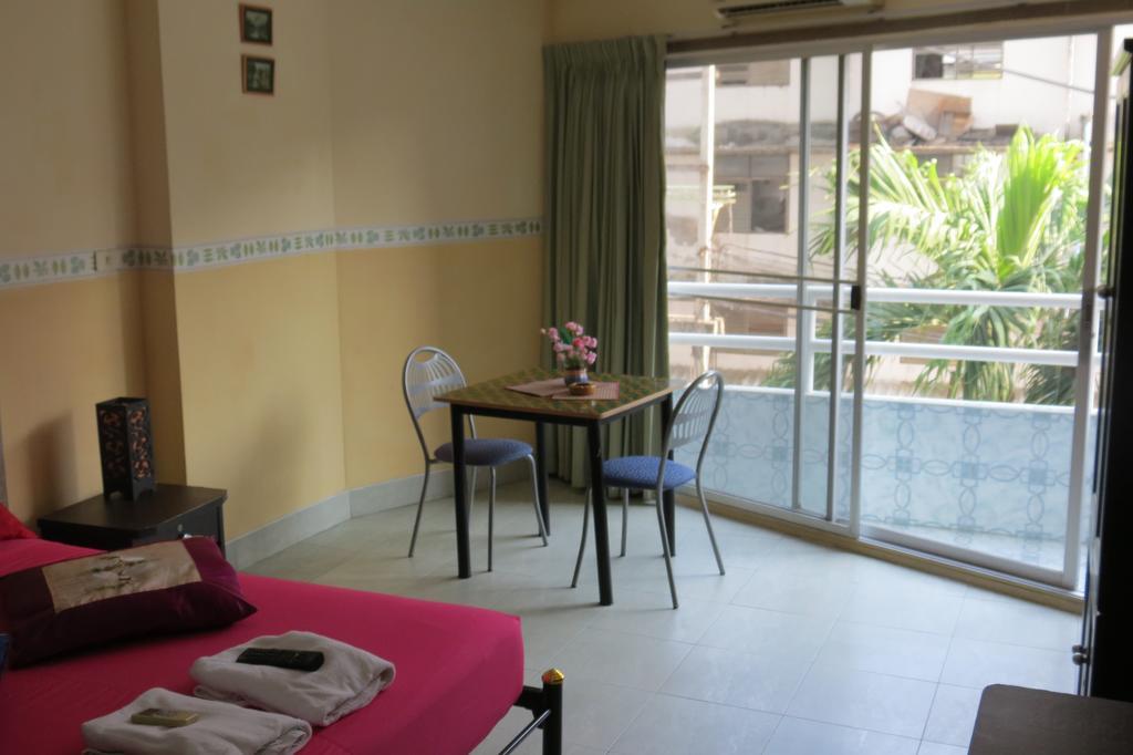 View Talay 1B Serviced Apartments Pattaya Værelse billede